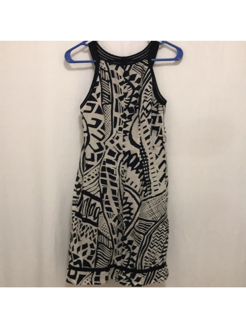 Robbie Bee Black and Cream Patterned Racerback Mini Dress Size 8 - Picture 3 of 3
